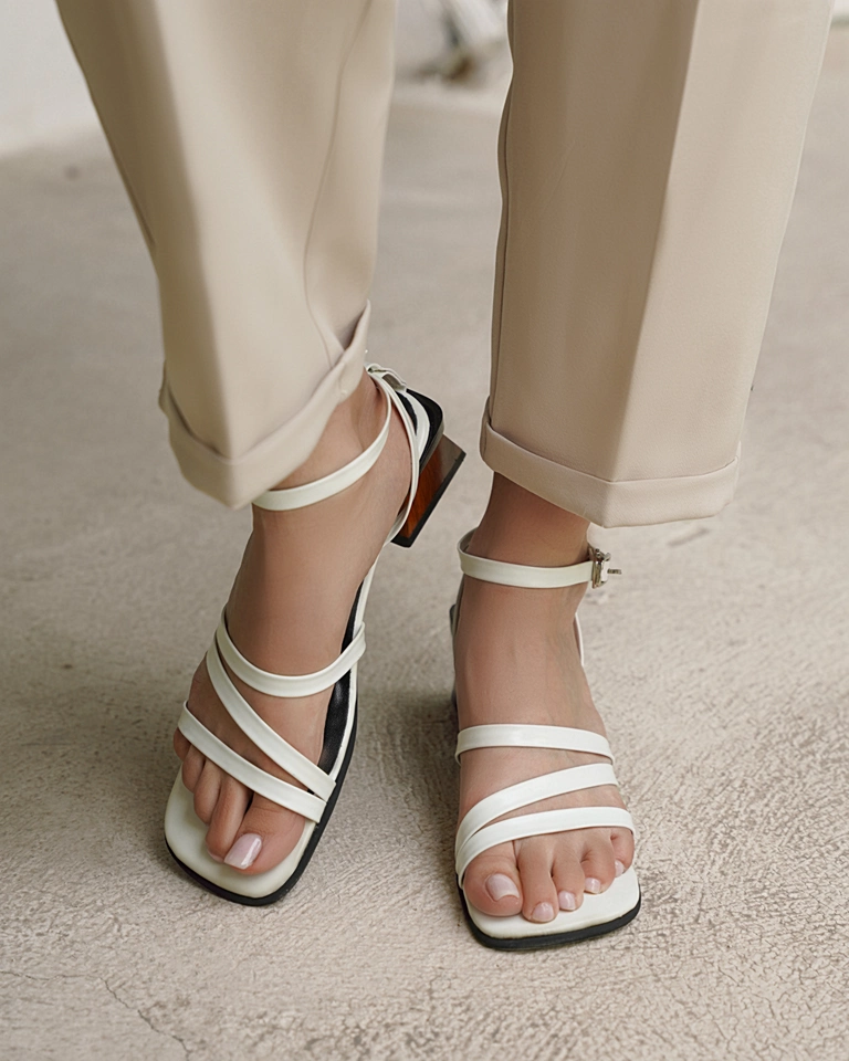 صندل چرم زنانه چرم کاکتوس کد 55007