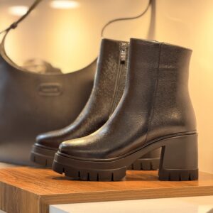 نیم بوت تمام چرم زنانه کد 4010